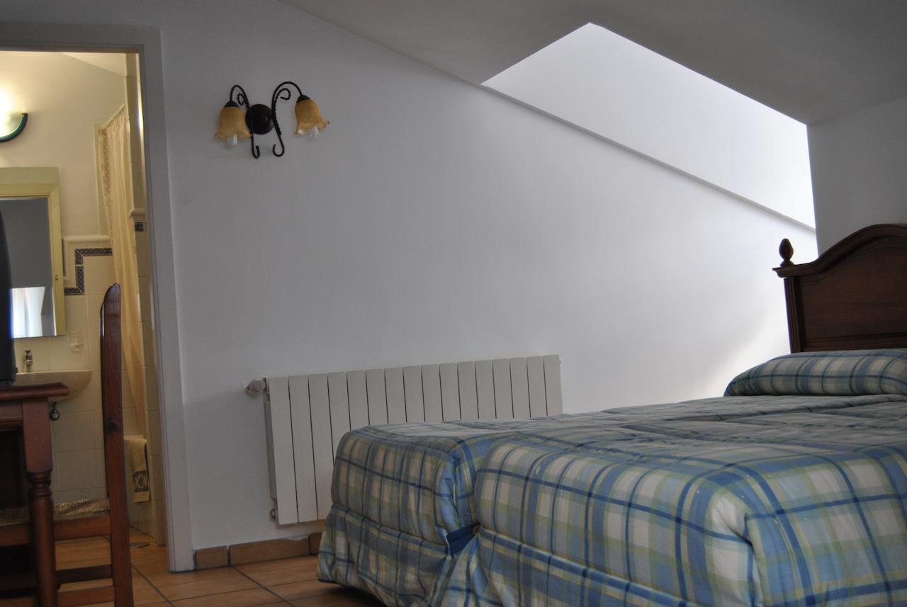 Hostal Rural Amador Puente de Vadillos Camera foto