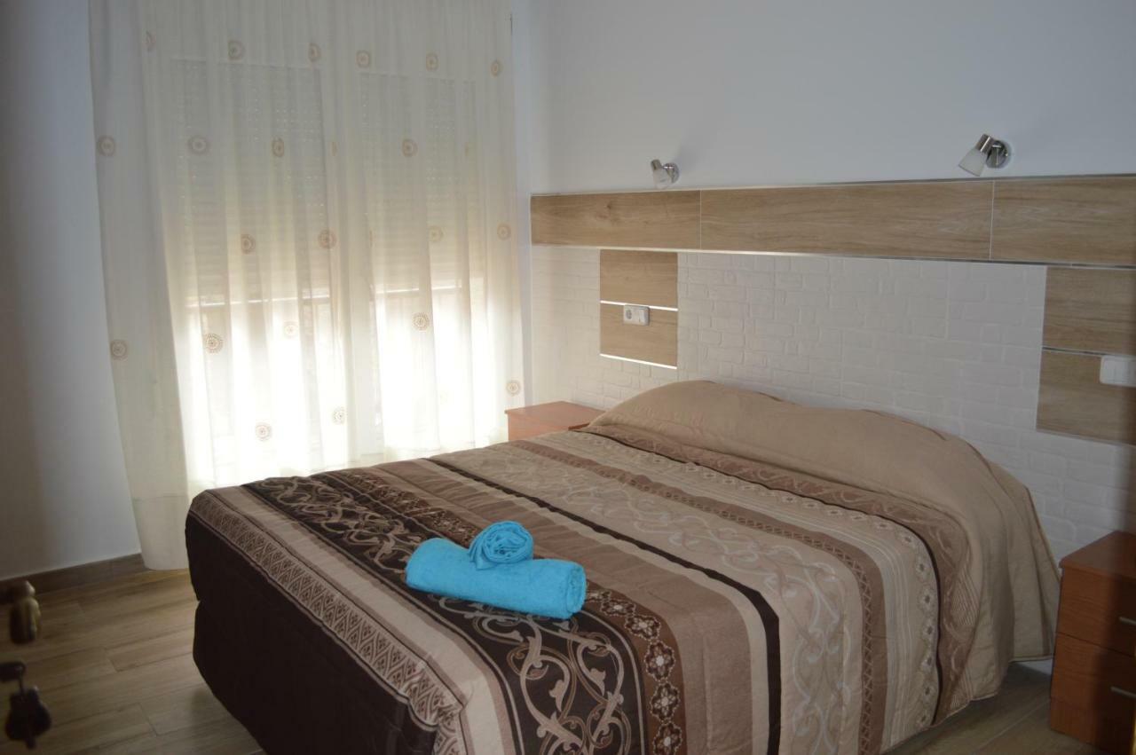 Hostal Rural Amador Puente de Vadillos Esterno foto