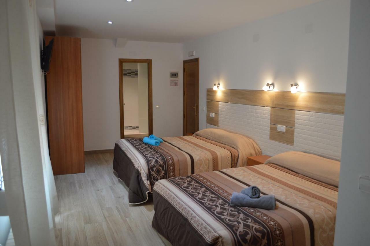 Hostal Rural Amador Puente de Vadillos Esterno foto