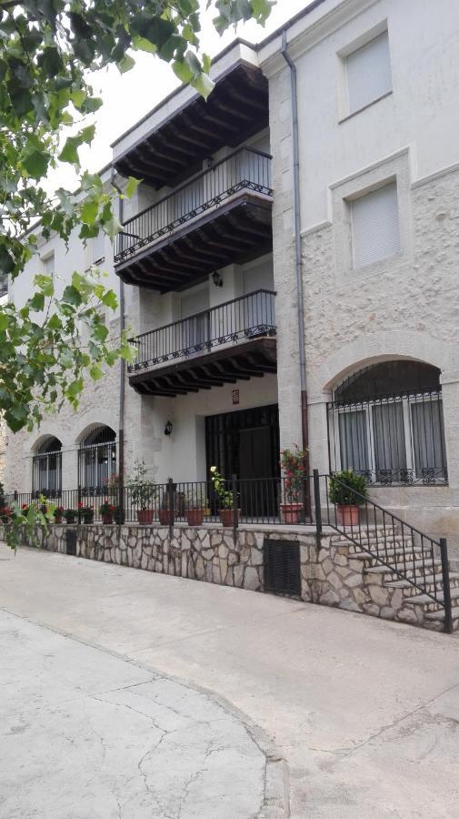 Hostal Rural Amador Puente de Vadillos Esterno foto